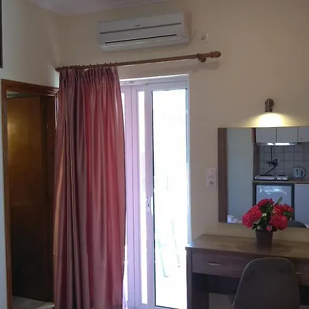 Gogo's - γωγώ & 4*