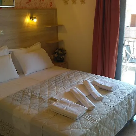 Gogo's - γωγώ & נידרי