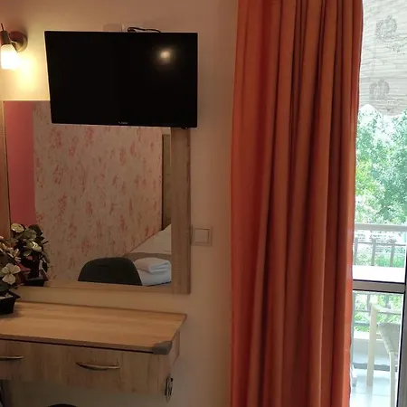 Gogo's - γωγώ & 4*