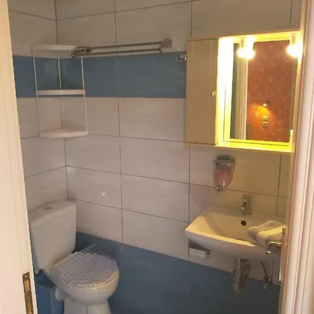 Gogo's - γωγώ & 4* נידרי