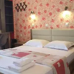 Gogo's - γωγώ Rooms&studios 4* Νυδρί