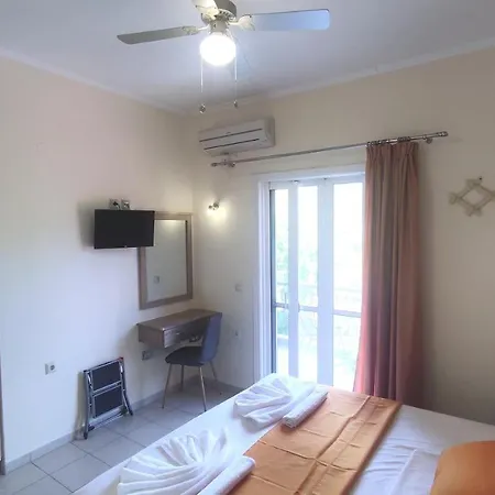 Gogo's - γωγώ & Guest house