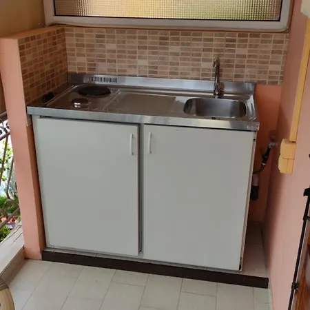 Gogo's - γωγώ & Guest house *