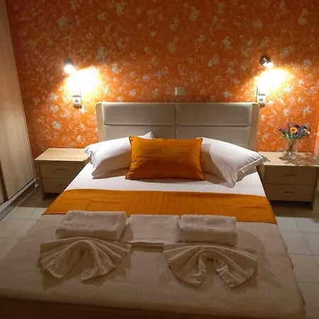 Gogo's - γωγώ & Guest house *