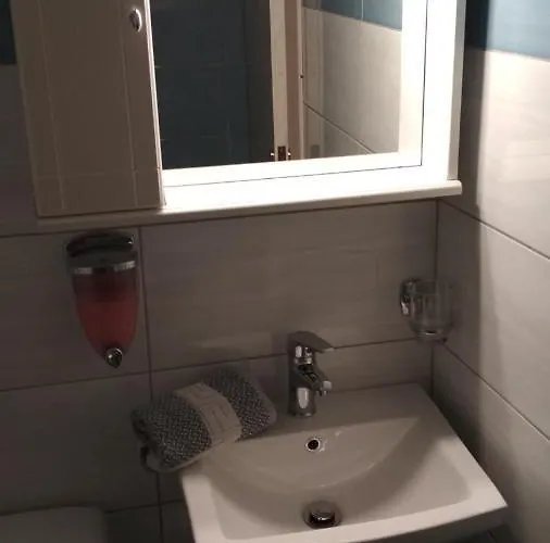 Pensionat Gogo's - γωγώ & Nidhrion